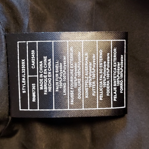 NWT Betsey Johnson Black Lux Faux Fur Ribbed Cropped Jacket, Size XL - Picture 7 of 8